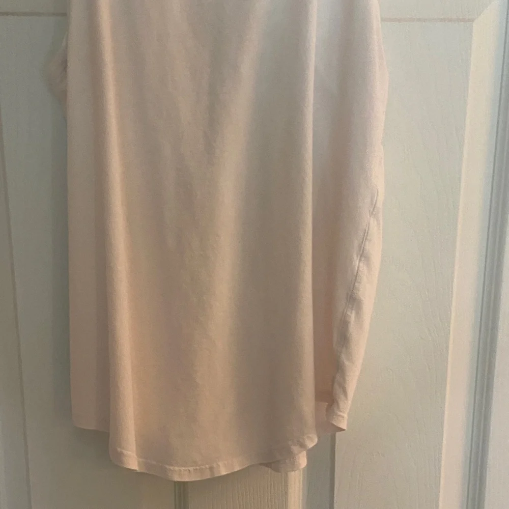 Lululemon Women's White Tank Top - Picture 8 of 8